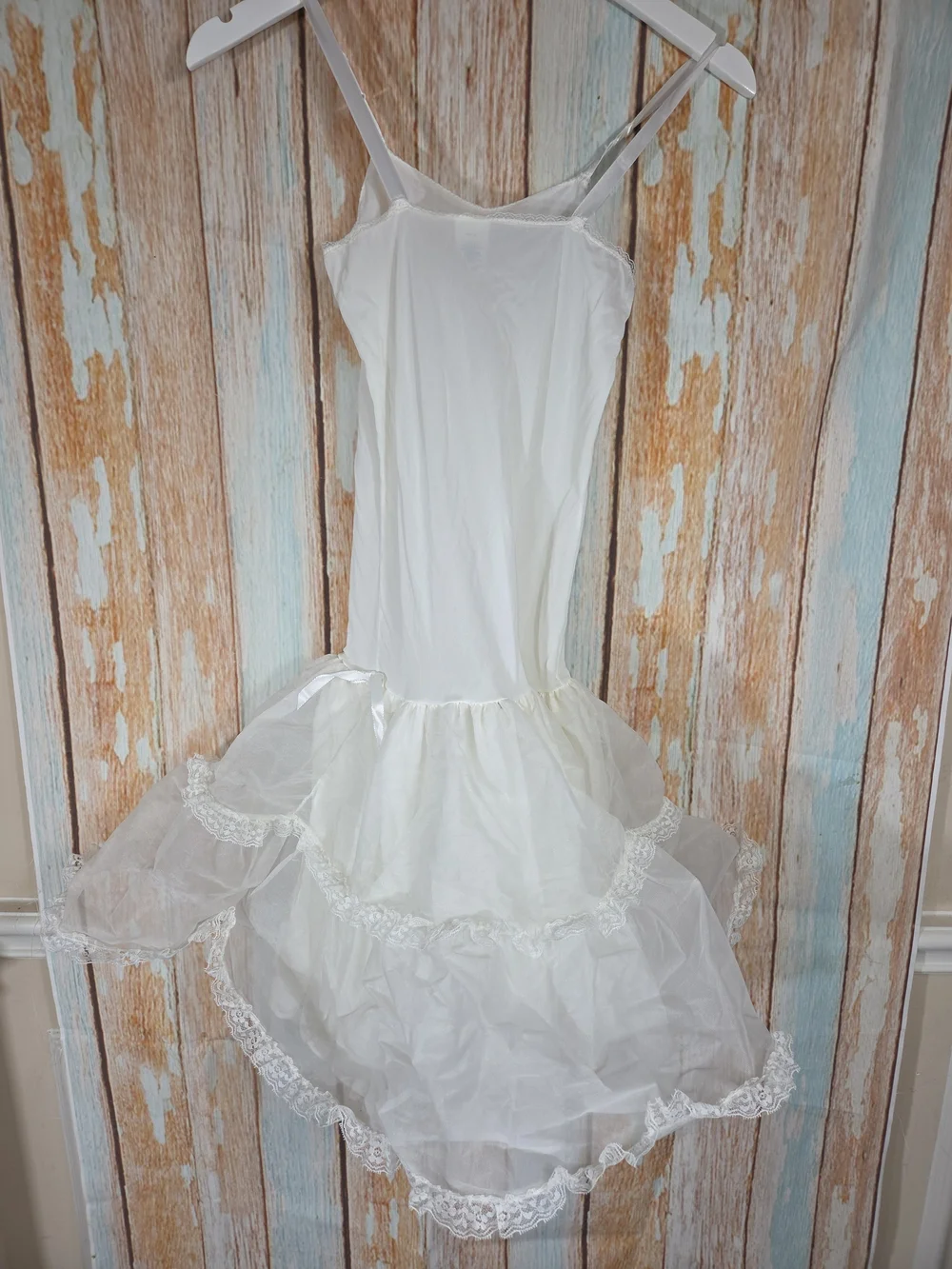 Moonbeams Vintage White Lace Tulle Petticoat Slip for Dresses/costumes. Size 14